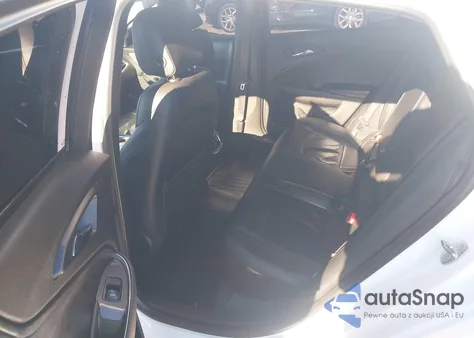 2018 Chevrolet Malibu Lt из США, поврежденный, VIN 1G1ZD5ST6JF123910